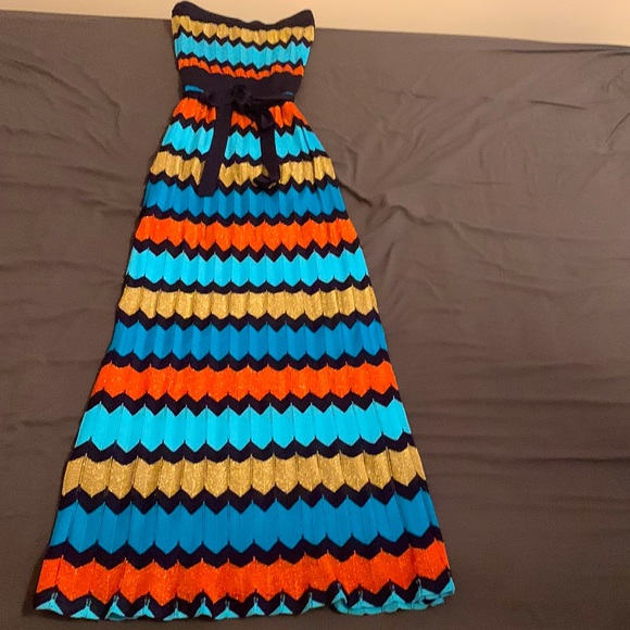 Branded Laundry dress by Shelli Segal - Picture 1 of 3